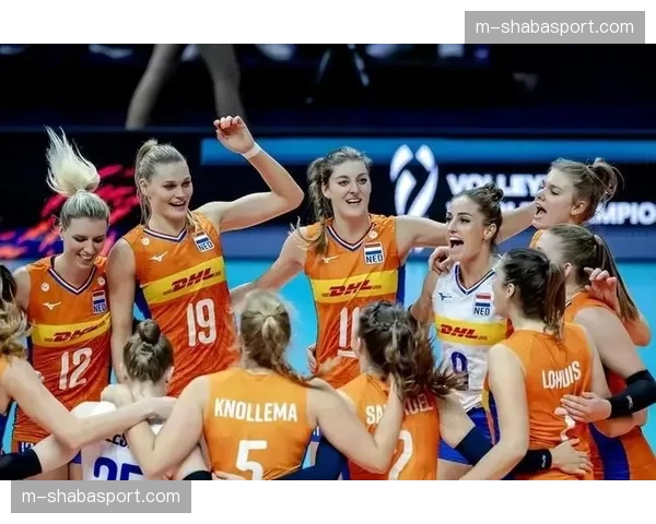 噩耗:荷兰女排核心主攻布伊吉斯确认十字韧带撕裂,将缺席2026年全部赛事 噩耗:荷兰女排核心主攻布伊吉斯确认十字韧带撕裂,将缺席2026年全部赛事